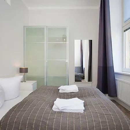 Celebration Flat By Ruterra * Prague