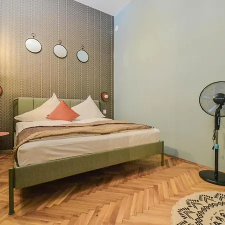 Apartment Celebration Flat By Ruterra *