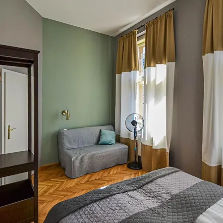 Apartment Celebration Flat By Ruterra