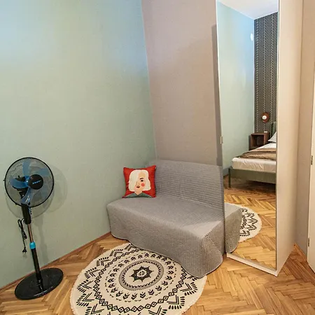 Daire Celebration Flat By Ruterra