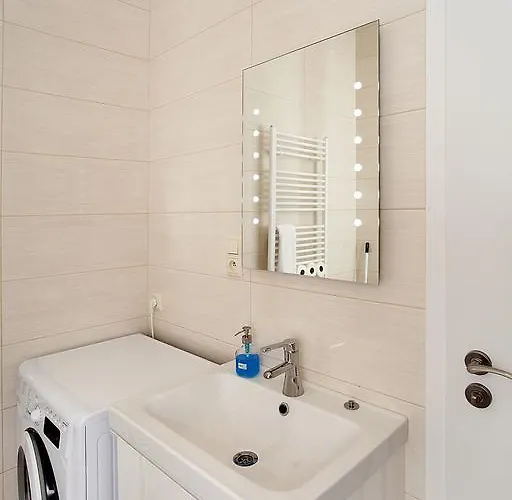 Celebration Flat By Ruterra Apartment *