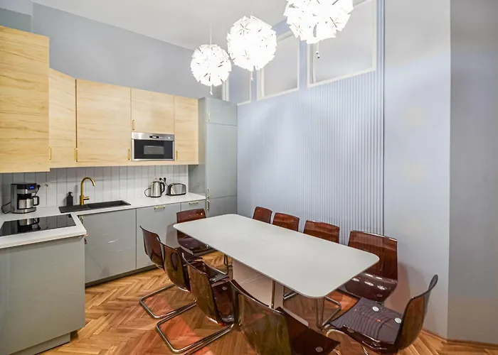 Celebration Flat By Ruterra Apartment