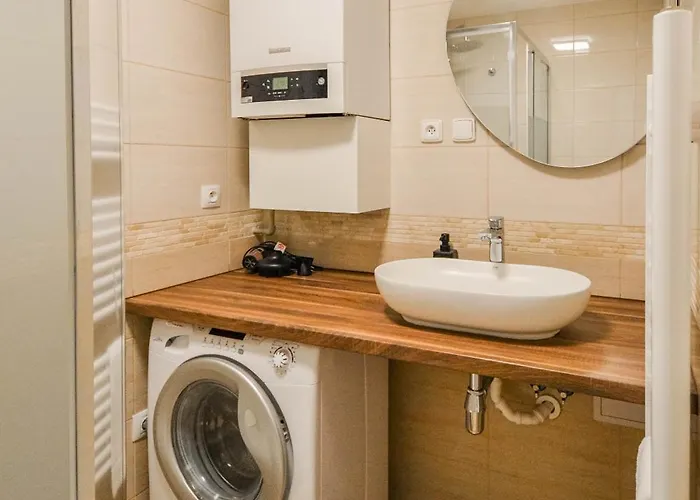 Celebration Flat By Ruterra Prag